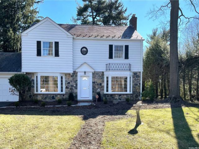 Foto principal - 106 Trumbull Rd