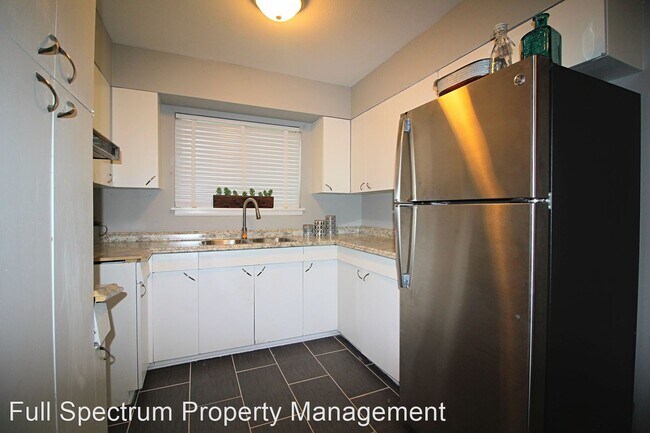 Building Photo - 3 br, 1 bath House - 2115 Westvale