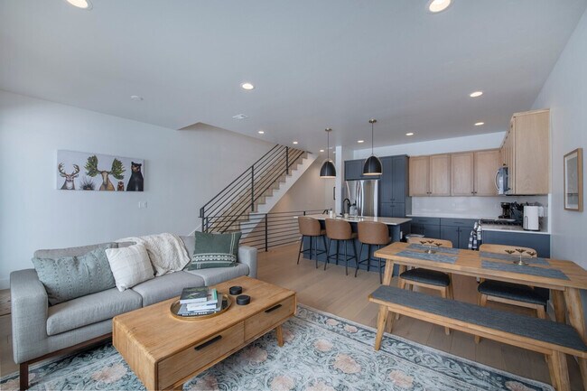 Foto del edificio - 85 Haverly St