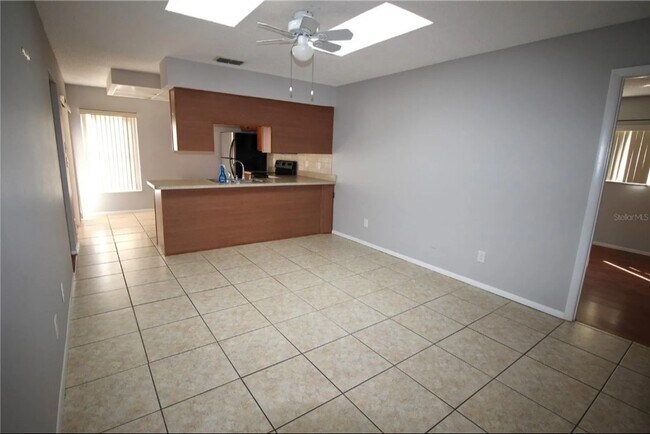 Foto del edificio - 2848 Rustic Oaks Dr