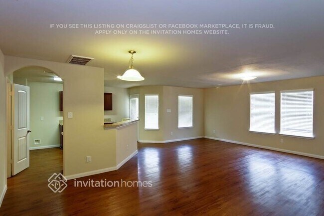 Foto del edificio - 18711 N Lyford Dr