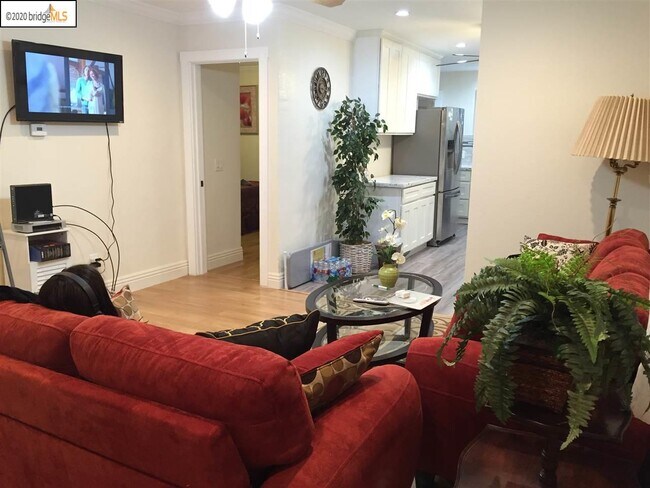 Foto del edificio - 1425 Harmon St