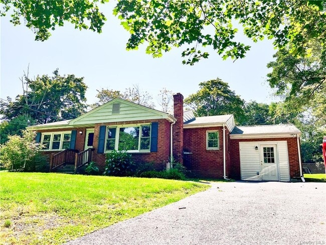 Building Photo - 178 Mt Airy Rd