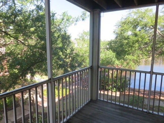 Foto del edificio - 4115 Chatham Oak Ct