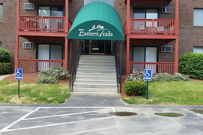 Foto del edificio - 29 Capron Rd
