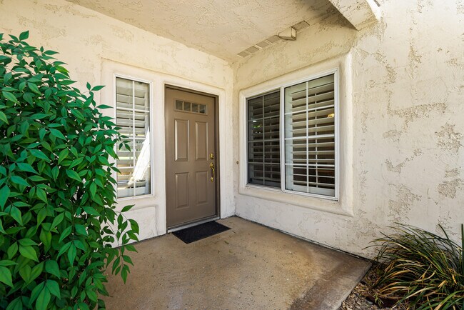 Building Photo - 139 Villa Ct