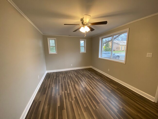 Foto del edificio - Move-in Ready!