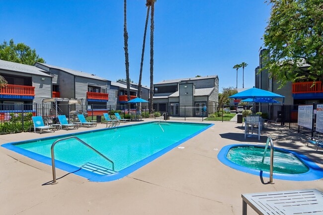 Building Photo - evRIA Diamond Valley