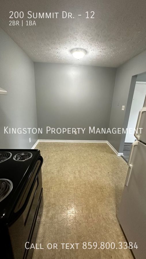 Building Photo - Charming 2-bedroom Apartment Available MOV...