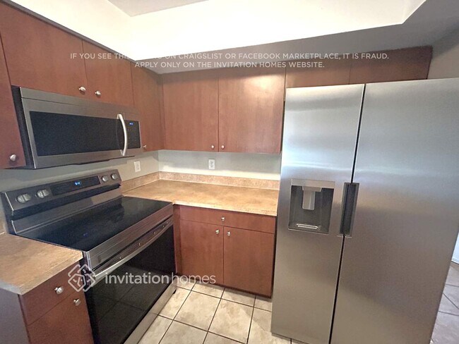 Foto del edificio - 228 SE 27th Terrace