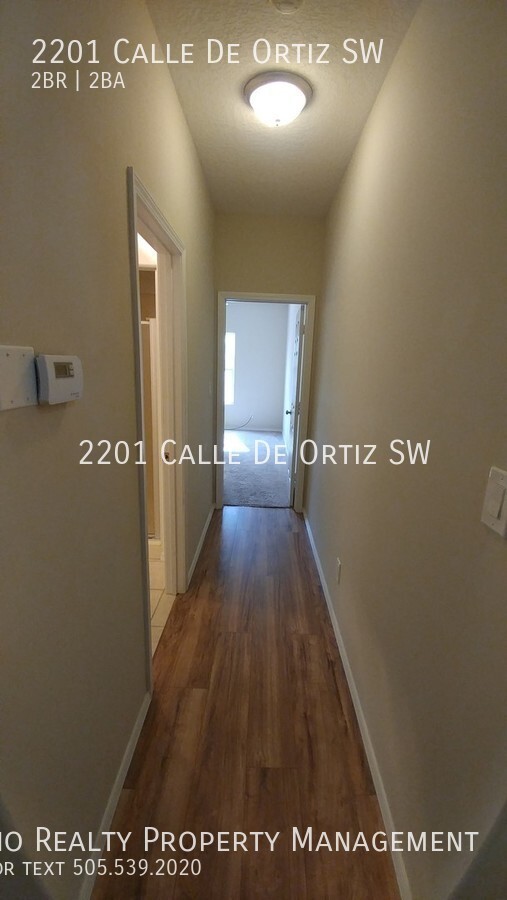 Building Photo - Los Lunas Beauty In Gated Community on Cor...