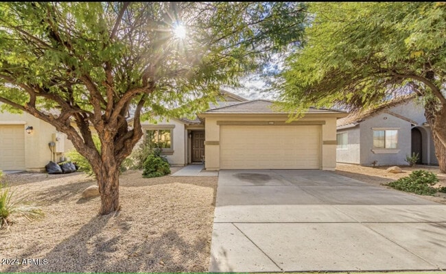Building Photo - 1755 W Desert Canyon Dr