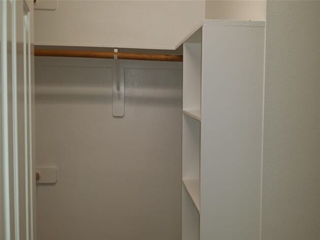 Foto del edificio - 16547 Beckland Ln