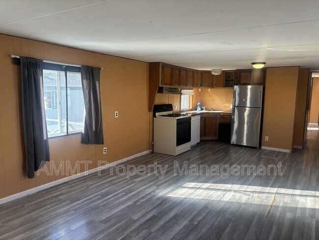 Foto del edificio - 1528 Apache Dr