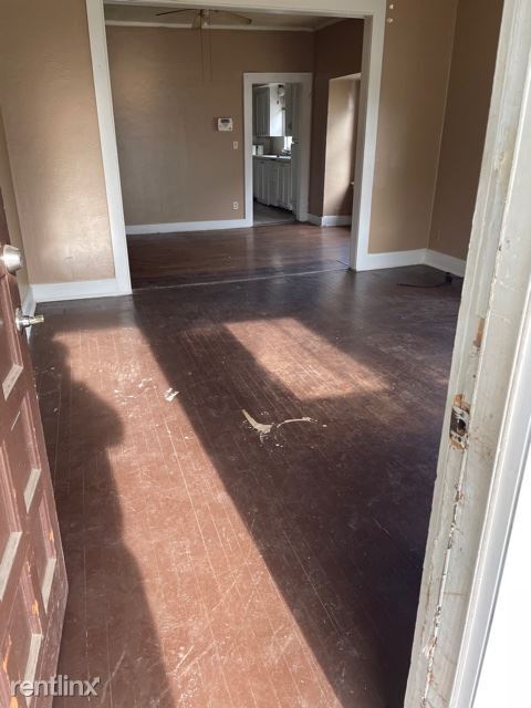 Foto del edificio - 3 br, 1 bath House - 328 South Osage Street
