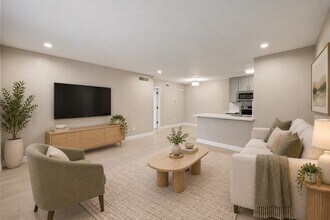 Building Photo - 1223 Augusta Dr