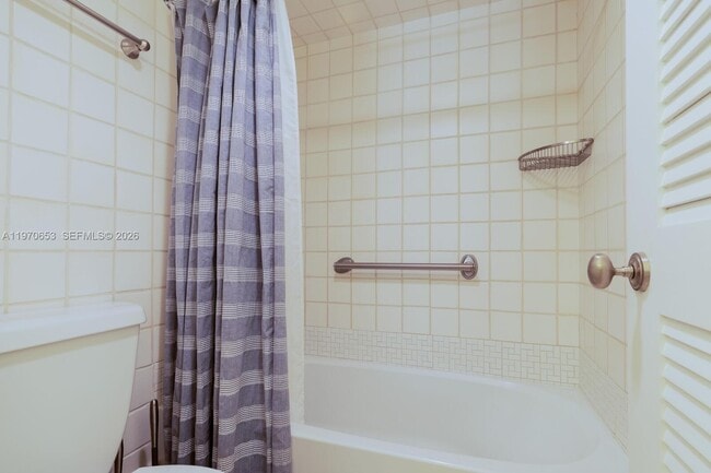 Foto del edificio - 2901 S Bayshore Dr