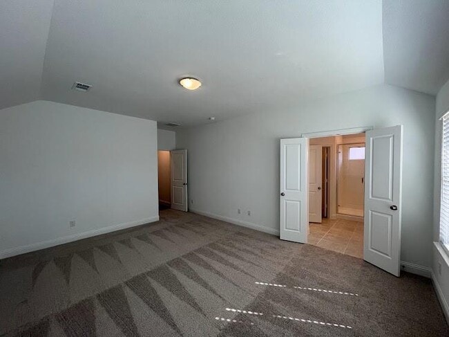 Building Photo - 1408 Rendyn St