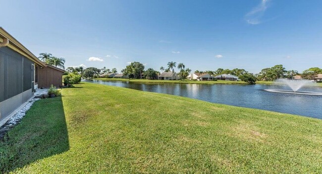 Foto del edificio - 13335 Cross Pointe Dr