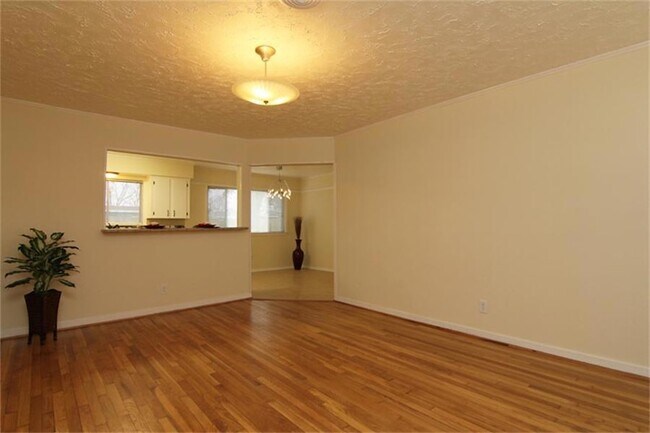 Foto del edificio - 8526 Friendship Rd