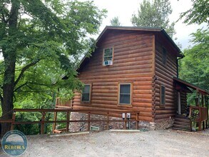 Building Photo - 647 Junaluska Rd