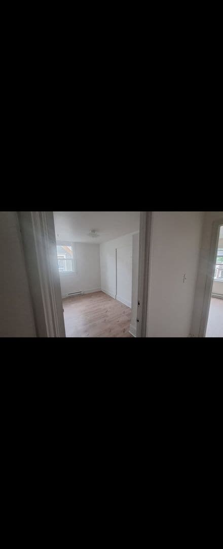 Foto del edificio - 2610 W Juneau Ave