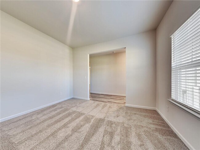 Building Photo - 1141 Amadas Dr