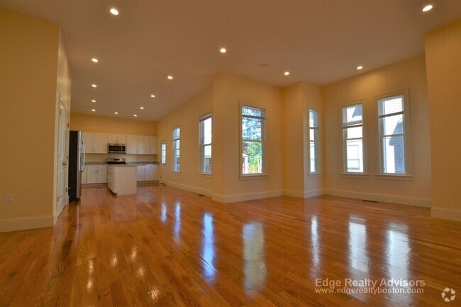Building Photo - 5 Griggs Pl
