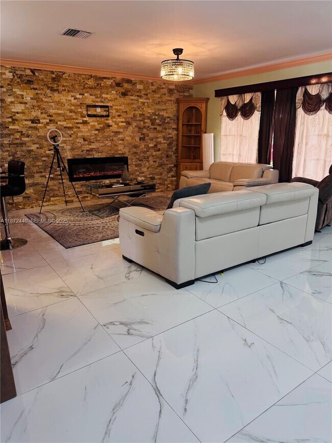 Foto del edificio - 1230 NW 74th Ave