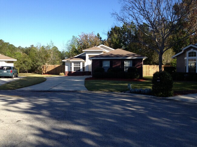 Foto del edificio - 1832 Moss Creek Dr