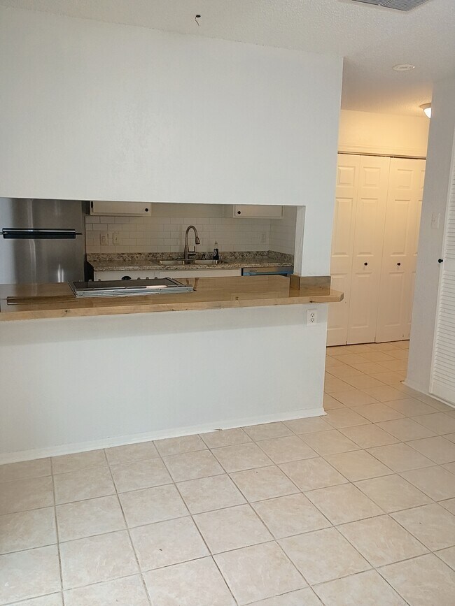 Foto del edificio - 9742 Hidden Rock