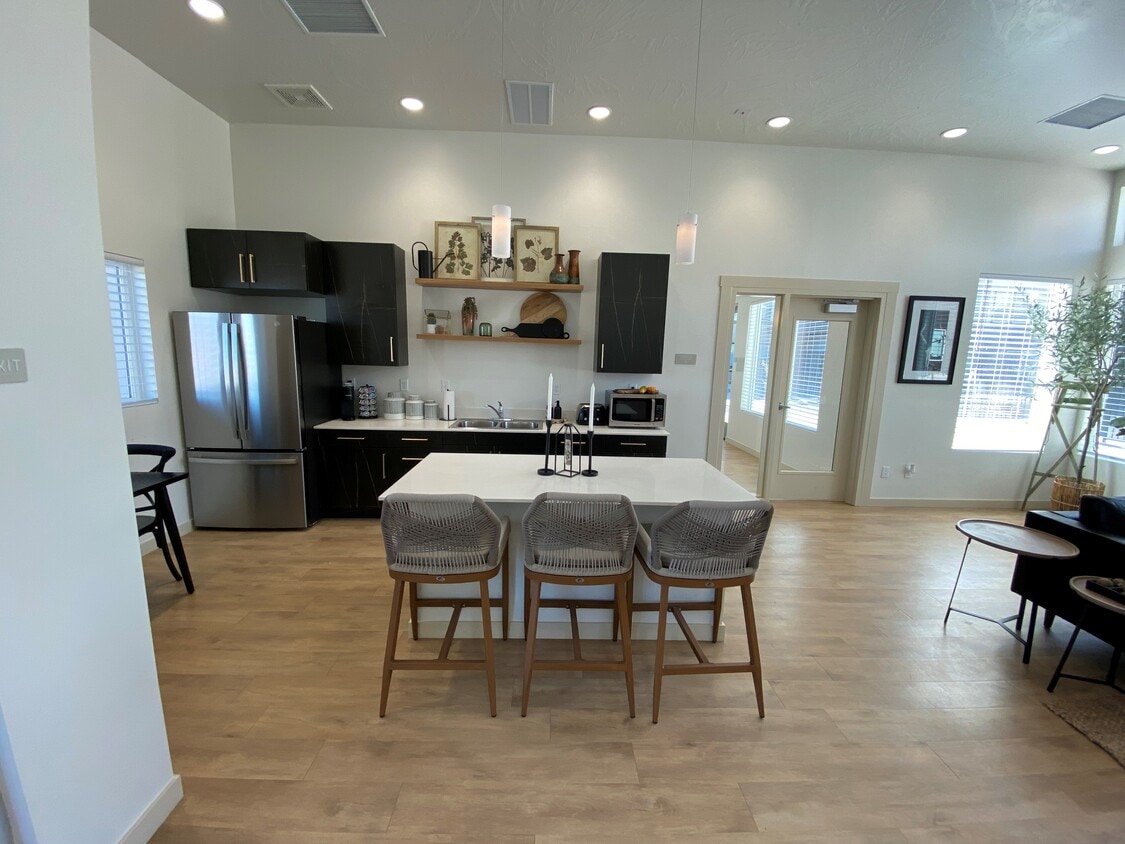 Sandstone Hills Apartments in Richfield, UT