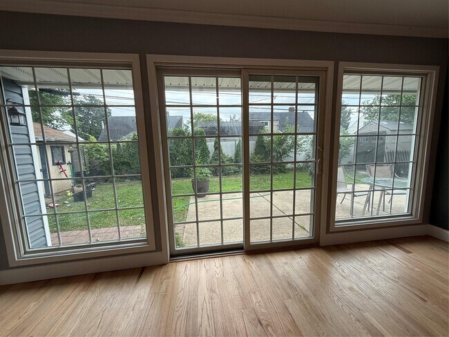 Building Photo - 64 Haymaker Ln