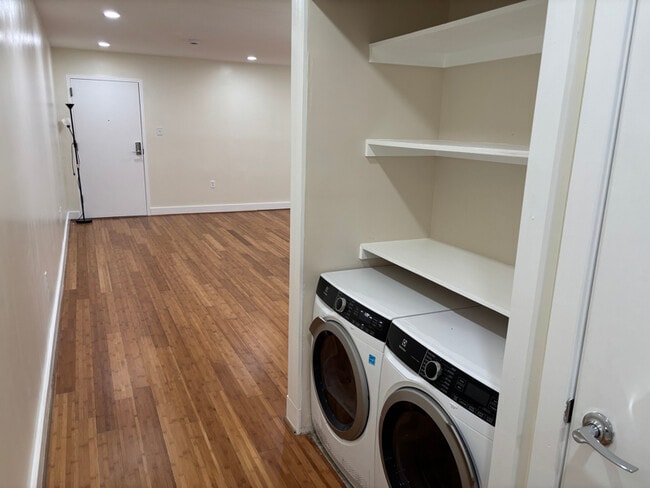 Foto del edificio - 2351 16th St SE