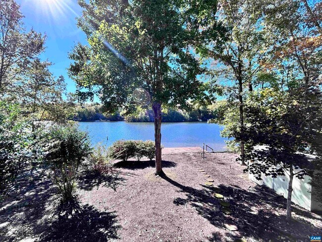 Foto del edificio - 41 Bolling Cir