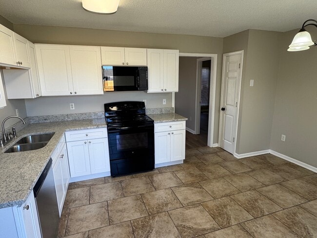 Photo - 1770 Central Trails Dr House