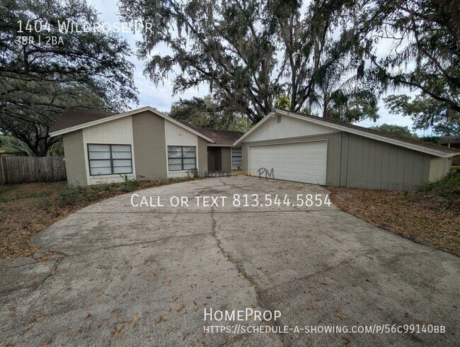 Foto del edificio - 1404 Wildrose Dr