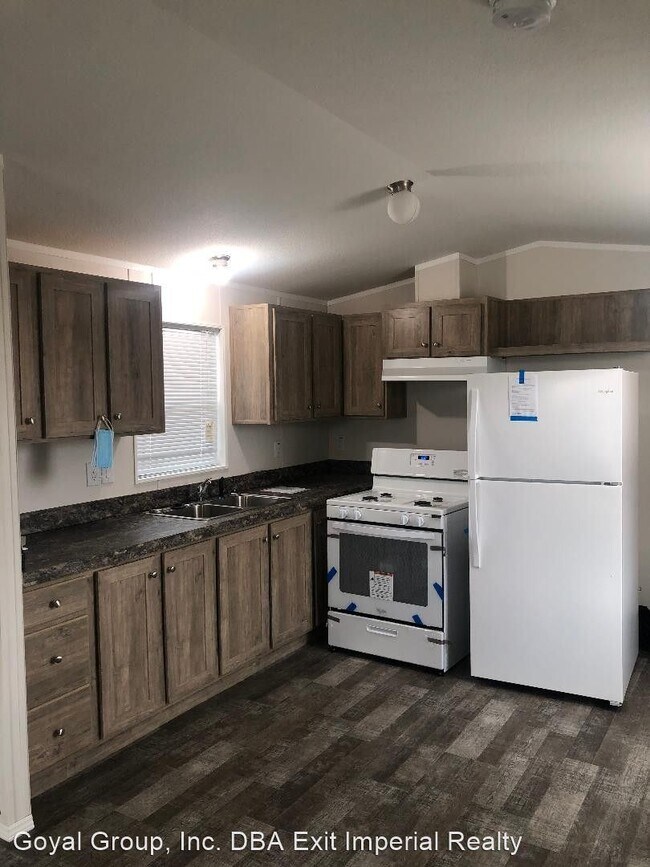 Building Photo - 2 br, 1 bath House - 1007 S. Heber Ave