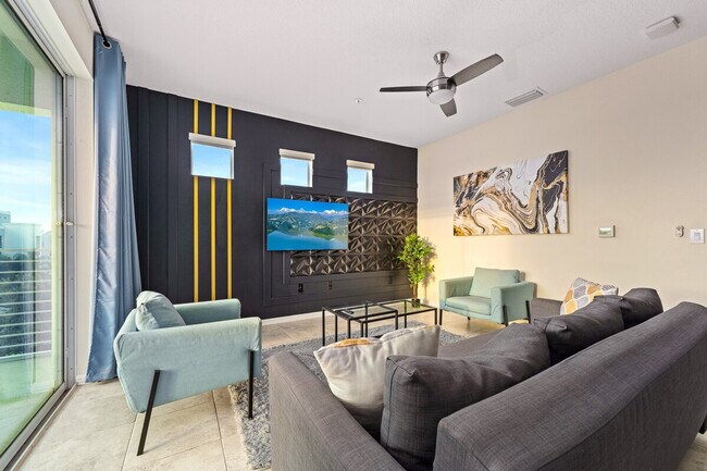 Foto del edificio - 3111 Paradox Cir