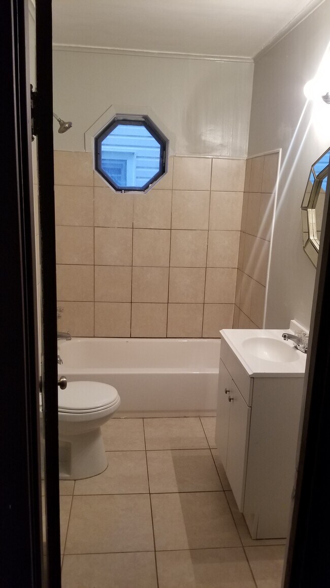 Bathroom - 91 Ross Ave