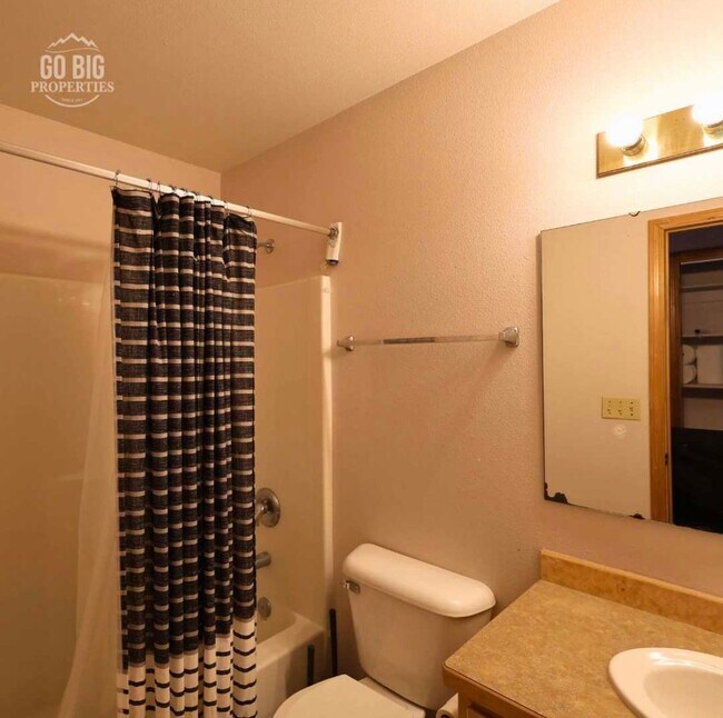 Foto del edificio - Cedar Creek Condo Available Soon!