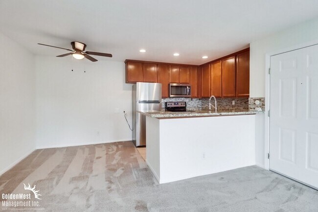 Foto del edificio - Charming 1Bdm 1Ba Condo in the Heart of Sa...