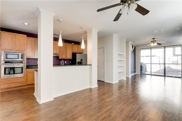 Foto del edificio - 2113 Grove Park Ln