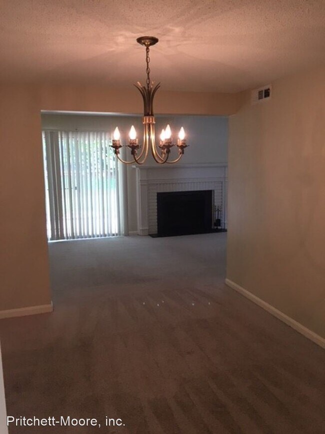 Building Photo - 3 br, 2.5 bath House - 148 Fox Run