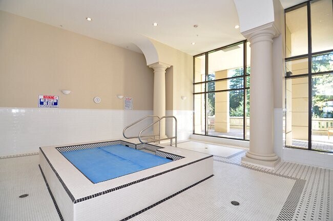 Photo du bâtiment - 6823 Station Hill Dr