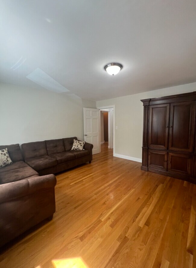 Foto del edificio - 54 Webster Ave