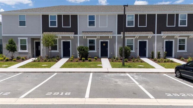 Building Photo - 2916 Skyline Lp