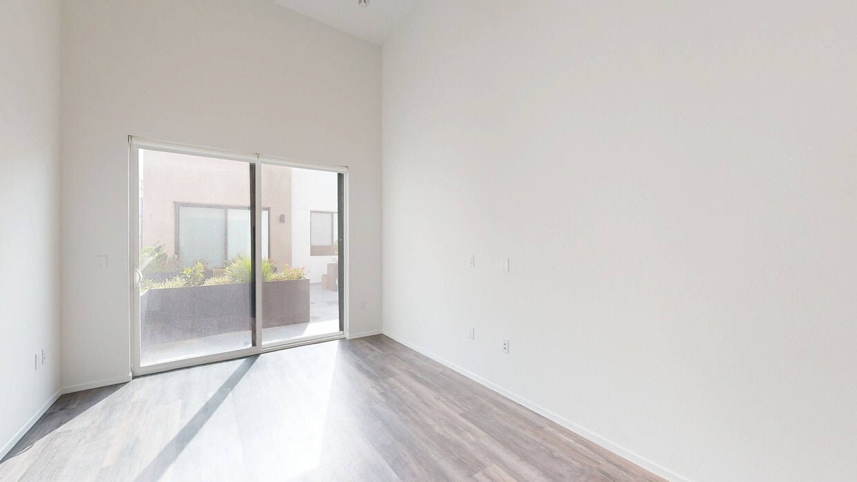 Photo - 801 Pearl Street Apartments