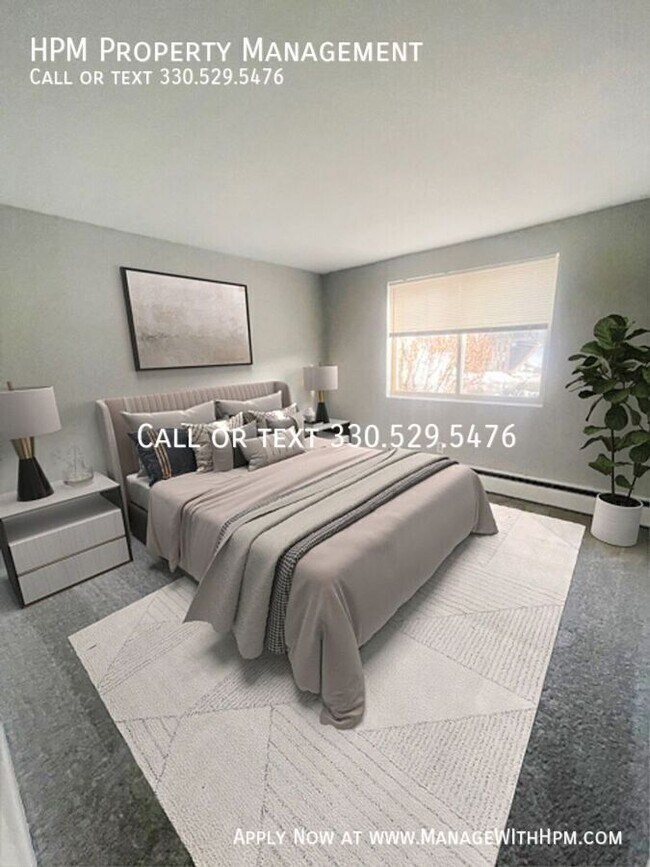 Foto del edificio - 20602 Lorain Rd