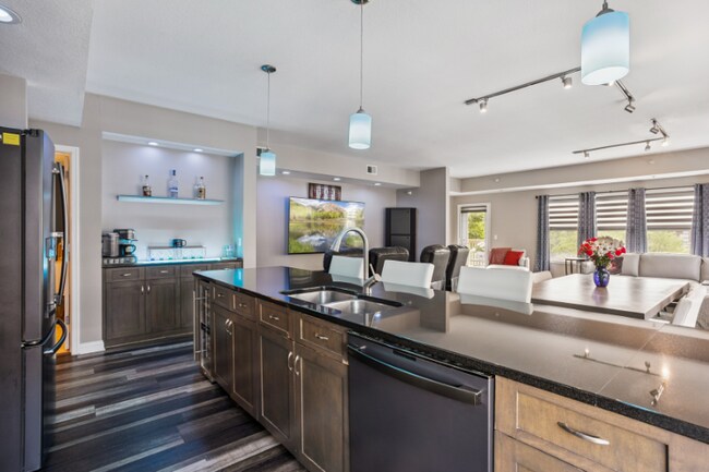 Foto del edificio - 1829 Park Ave